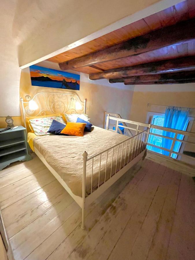 Casa Ra Bella Mbriana Lägenhet Neapel Exteriör bild