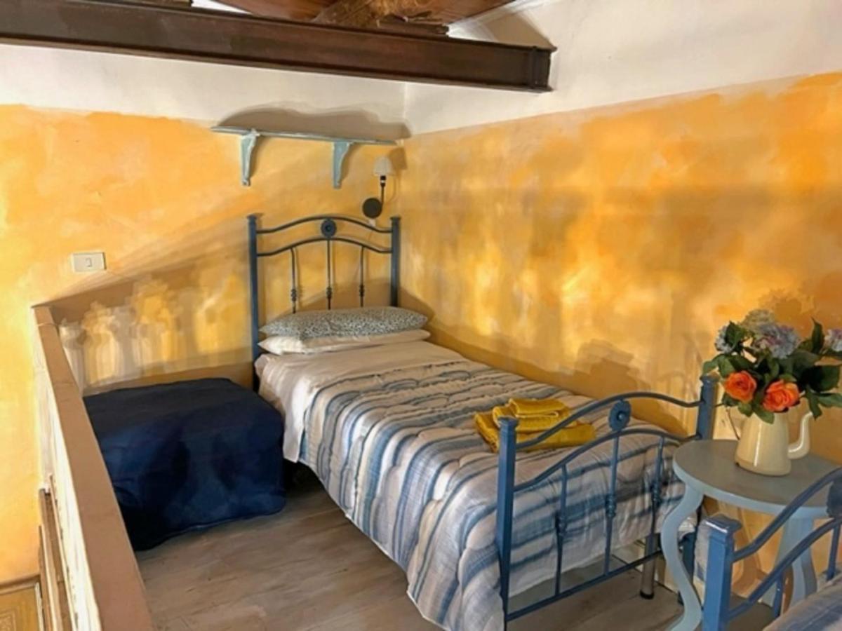 Casa Ra Bella Mbriana Lägenhet Neapel Exteriör bild